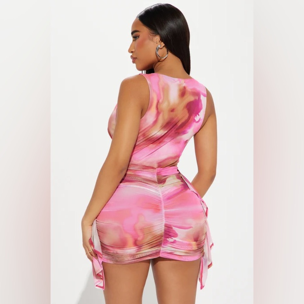 Fashion Nova

Taste Of Her Printed Mini Dress - Pink/combo - Picture 3 of 4
